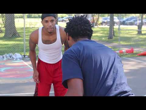 STREET HOOPS FLINT MI  DETWAN LOVE VS MALIK YOUNG 1V1 FOR 10K