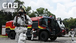 Download lagu How Changi Airport's Firefighters Deal With A Plane Emergency mp3