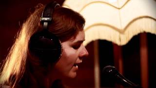 In Session: Tiny Ruins - You&#39;ve Got the Kind of Nerve I Like