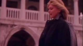 YouTube- Olivia Newton-John - Shaking You Subtitulado en español.mp4