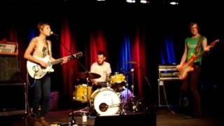 WITCHES - live in Bochum at Bahnhof Langendreer 19.05.2011 Cara Beth Satalino