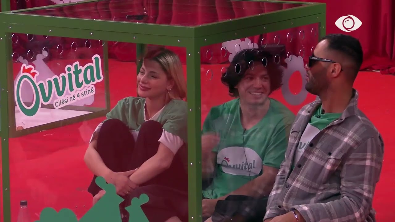 Burri 54-vjeçar i tregon unazën një vajze…/ Nikol i drejtohet Artanit: Kaq di të bësh ti