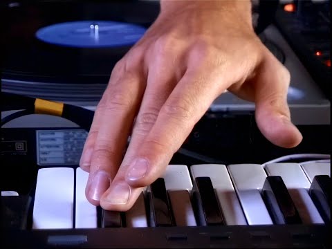 Daft Punk Sampling Synthesizer / Rare image 15