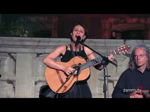 Etta Scollo live per Rosa Balistreri - Lu muccaturi