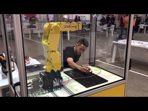 Worldskills France: 1st competition Robot System Integrator