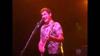 DIVIDIDOS - SALIR A COMPRAR - TEATRO FLORES 25/2/2016