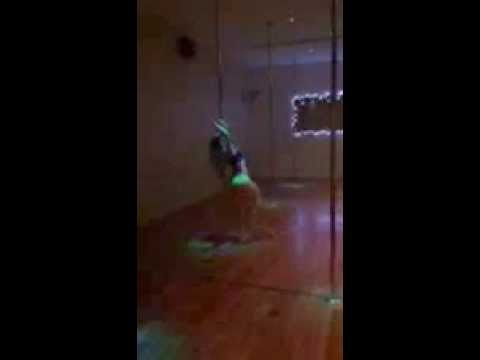 Amy Hazel - freestyle performance