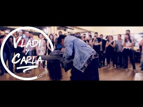 Esta Noche - Mike Bahía ft Greeicy Bachata Dance by Vladi y Carla