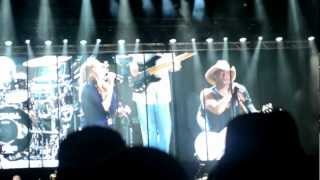 El Cerrito Place-(I&#39;ve been looking for you baby) Kenny Chesney &amp; Grace Potter