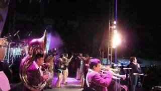 Julio Preciado aunque no sea conmigo y dos hojas sin rumbo