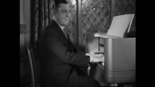 Video thumbnail for Hammond Novachord built in 1939 Ancestor of the synthesizer! 😱 by Claudio