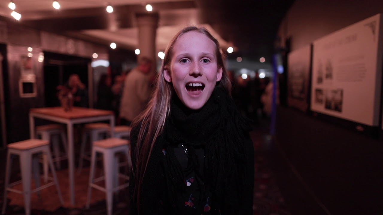 Miniature de la vidéo Moviegoers' reactions to The Naked Wanderer du film The Naked Wanderer