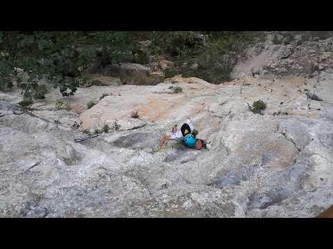 Maya climbing Azog 8a, Prapastiile Zarnestiului