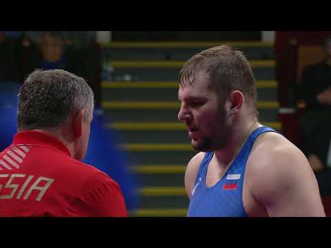 BRONZE GR - 130 kg: T. LAHTI (FIN) v. S. SEMENOV (RUS)