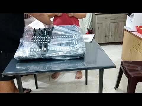 UNBOXING BEHRINGER X32 COMPACT