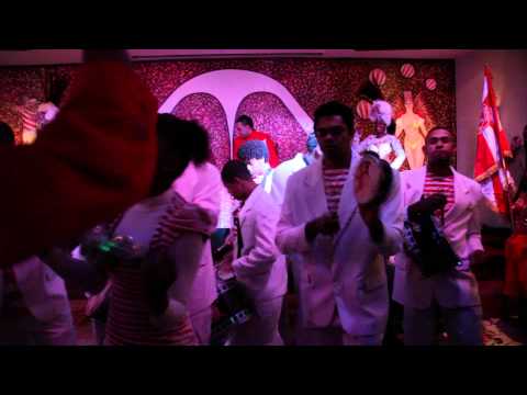 Bateria Furiosa dá um show no esquenta