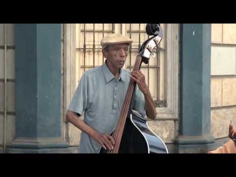 Sigo Siendo: Carlos Hayre