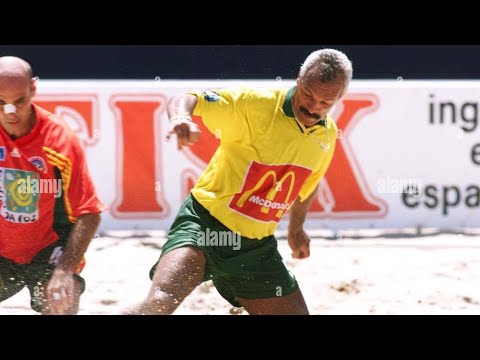 MAESTRO JUNIOR HUMILHANDO NO FUTEBOL DE AREIA!  Brasil 15 x 3 Argentina