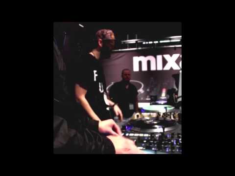 2017 NAMM Show - DJ IQ at Mixars booth
