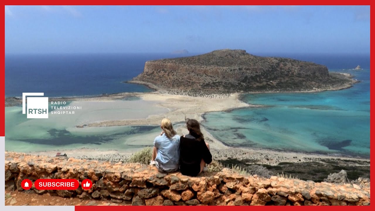 Shqiptarët rezervojnë më shumë jashtë, ndërsa turizmi vendas po përjeton një bum këtë vit