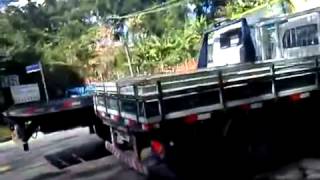 preview picture of video 'Trânsito Jacarepaguá-Barra - Estrada do Gabinal'