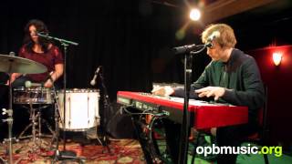 Low - Clarence White (opbmusic)