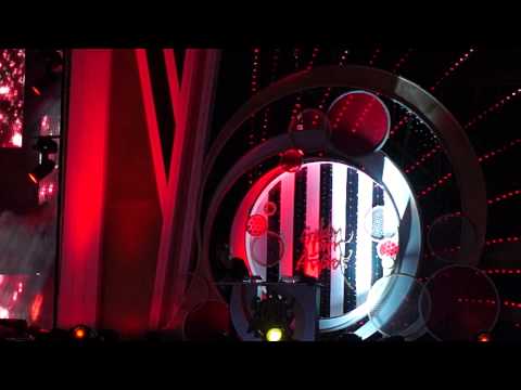 130115 - Happy & Naughty MC Yong Hwa @ 27th Golden Disk Awards