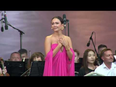 Aida Garifullina feat. Ivan Gyngazov - Sempre Libera