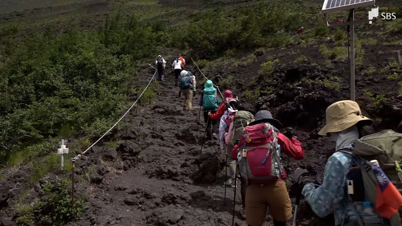 山梨は「一定の効果」静岡は「見直し必要」富士登山オーバーツーリズム対策で2024年の評価 入山規制と登山自粛で