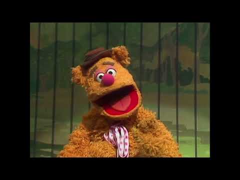 The Muppet Show - 413: Dizzy Gillespie - Fozzie’s Comedy Act (1980)
