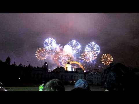 New Years Eve 2011 - 2012 London Fireworks HD