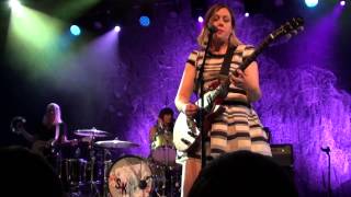 Sleater-Kinney – 21/03/2015, Trix Club, Antwerp (Price Tag, Fangless, Oh!, The End of You, Ironclad)