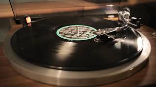 Kim Carnes i'll be here where the heart is