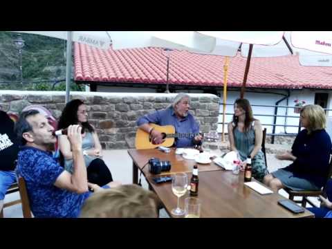 EL CANTANTE ROBERT SMITH ACTUÓ EN LAGUNA DE CAMEROS (LA RIOJA).
