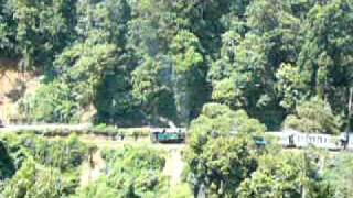 preview picture of video 'Near Coonoor on Nilgiri Mountain Railway'
