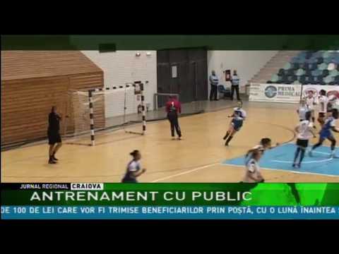 ANTRENAMENT CU PUBLIC