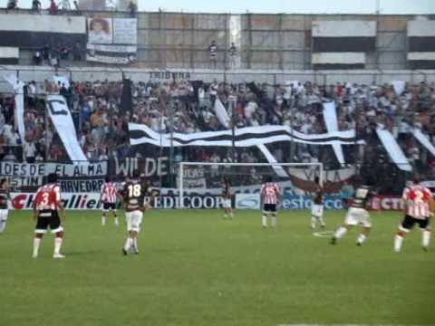 "Hinchada de Platense: Vs. Unión - Fecha 26 - Campeonato 2009/2010" Barra: La Banda Más Fiel &bull; Club: Atlético Platense