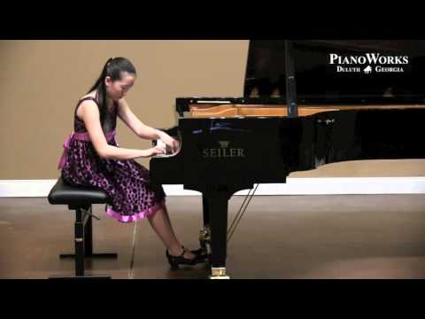 download lagu mp3 mp4 Sarah Lao, download lagu Sarah Lao gratis, unduh video klip Sarah Lao