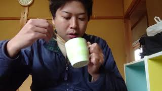 ◯アラサーお兄さんがカップやきそばを食べるだけ