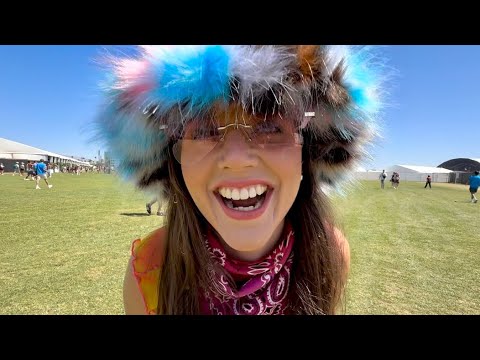 Lalywood - Declaraciones Menstruales Sinceras (Video Lyric)