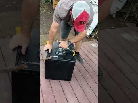 How to Crack a Safe! Sentry Safe broke, so I asked my neighbor to break into my safe