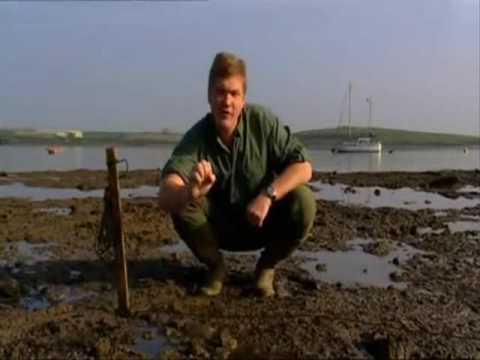 Aboriginal Britain Ray Mears Bushcraft  S1E1 part 1