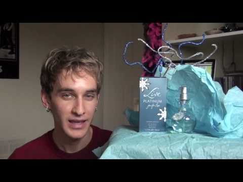 download lagu mp3 mp4 Jennifer Lopez Platinum Perfume, download lagu Jennifer Lopez Platinum Perfume gratis, unduh video klip Jennifer Lopez Platinum Perfume