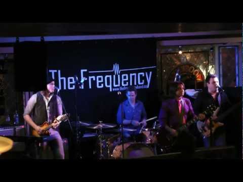 The Frequency - Heave Away (Live at Dolan's Pub, Fredericton NB)