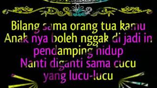 Download lagu Tentang Story'Wa (Bilang ke mama Nanti aku buatin cucu yang lucu lucu) mp3 Download lagu Tentang Story'Wa (Bilang ke mama Nanti aku buatin cucu yang lucu lucu) mp3