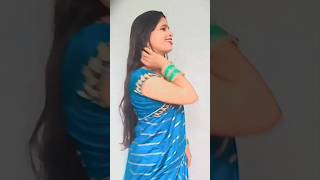 Download lagu hai ESI baat kya mujhme #song #hindisong #youtubeshorts #kavyajeet mp3