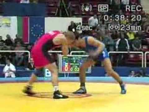 66kg FS DERMENJI Roman MDA - AZIZOV Emin AZE