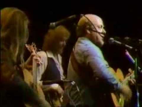 Stan Rogers performs "The Mary Ellen Carter" in One Warm Line documentary