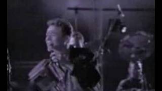 Ub40 & Chrissie Hynde - I Got You Babe video