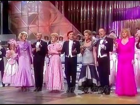 K. Gott, K. Hála, K. Černoch, J. Korn, P. Janů, I. Bartošová, H. Vondráčková, E. Pilarová ♡ Ty a já